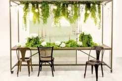 Bizzotto TAVOLO ESPOSITORE C-TETTO 300X210H